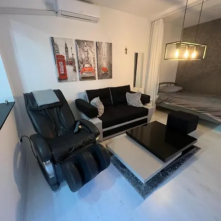 Apartman Paola - Massage Chair- 0-24 Self Check In Out- Zupanja Exterior photo