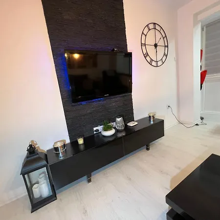 Apartman Paola - Massage Chair- 0-24 Self Check In Out- Zupanja Exterior photo